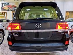 تۆیۆتا لاند کروزەر